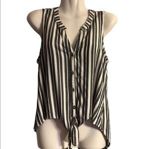 Sanctuary‎ V-neck button front bottom tie high low slit back shirt Size SP